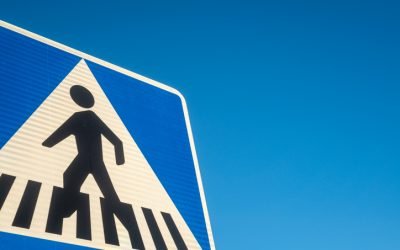 El mòbil i la impaciència: principals riscos pels vianants